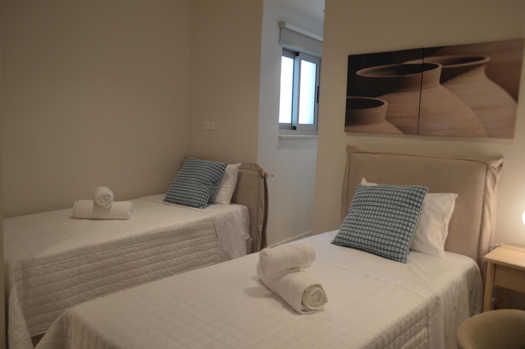 Leondiana Boutique Hotel ลาร์นาคา ภายนอก รูปภาพ