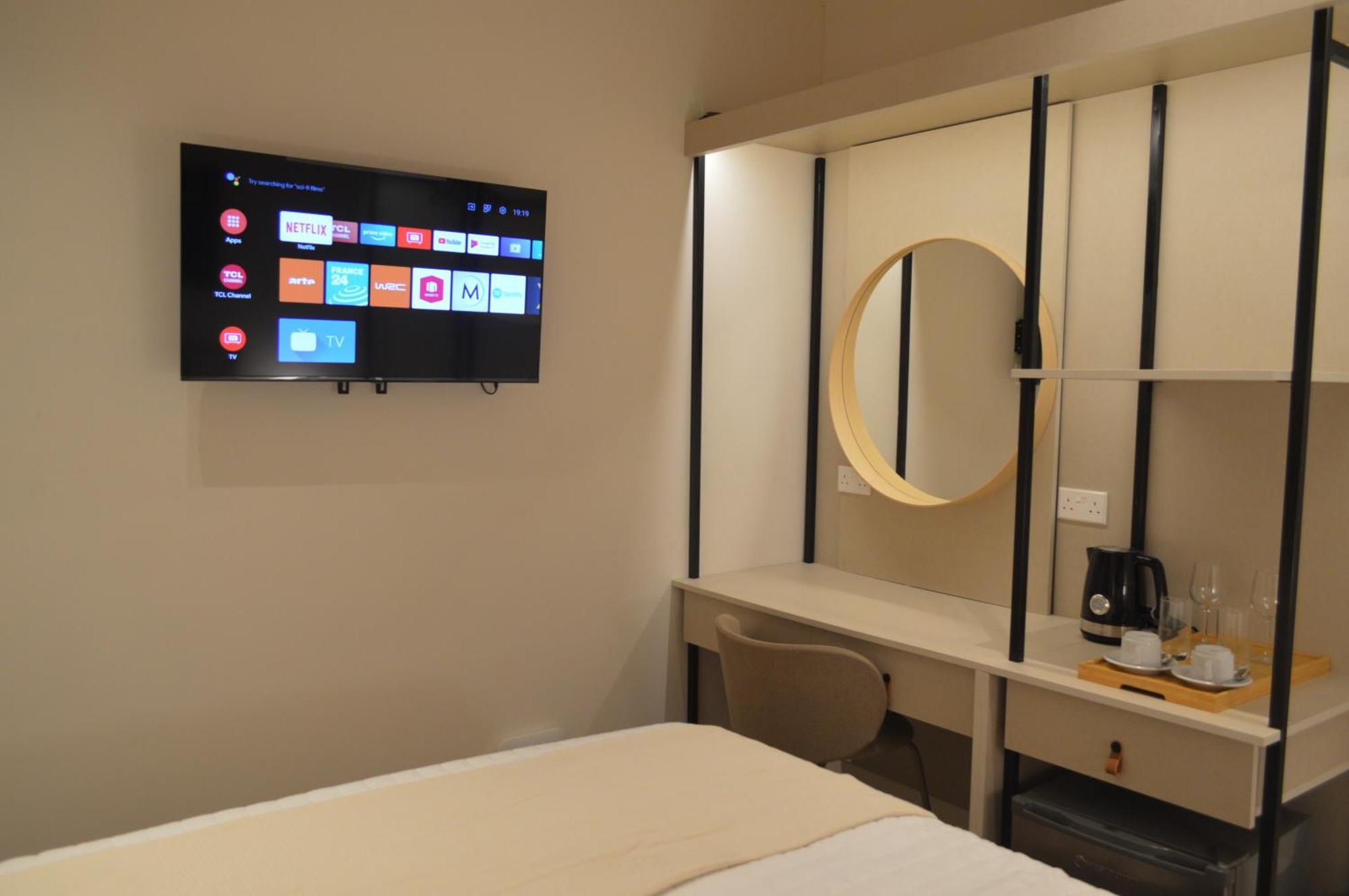 Leondiana Boutique Hotel ลาร์นาคา ภายนอก รูปภาพ