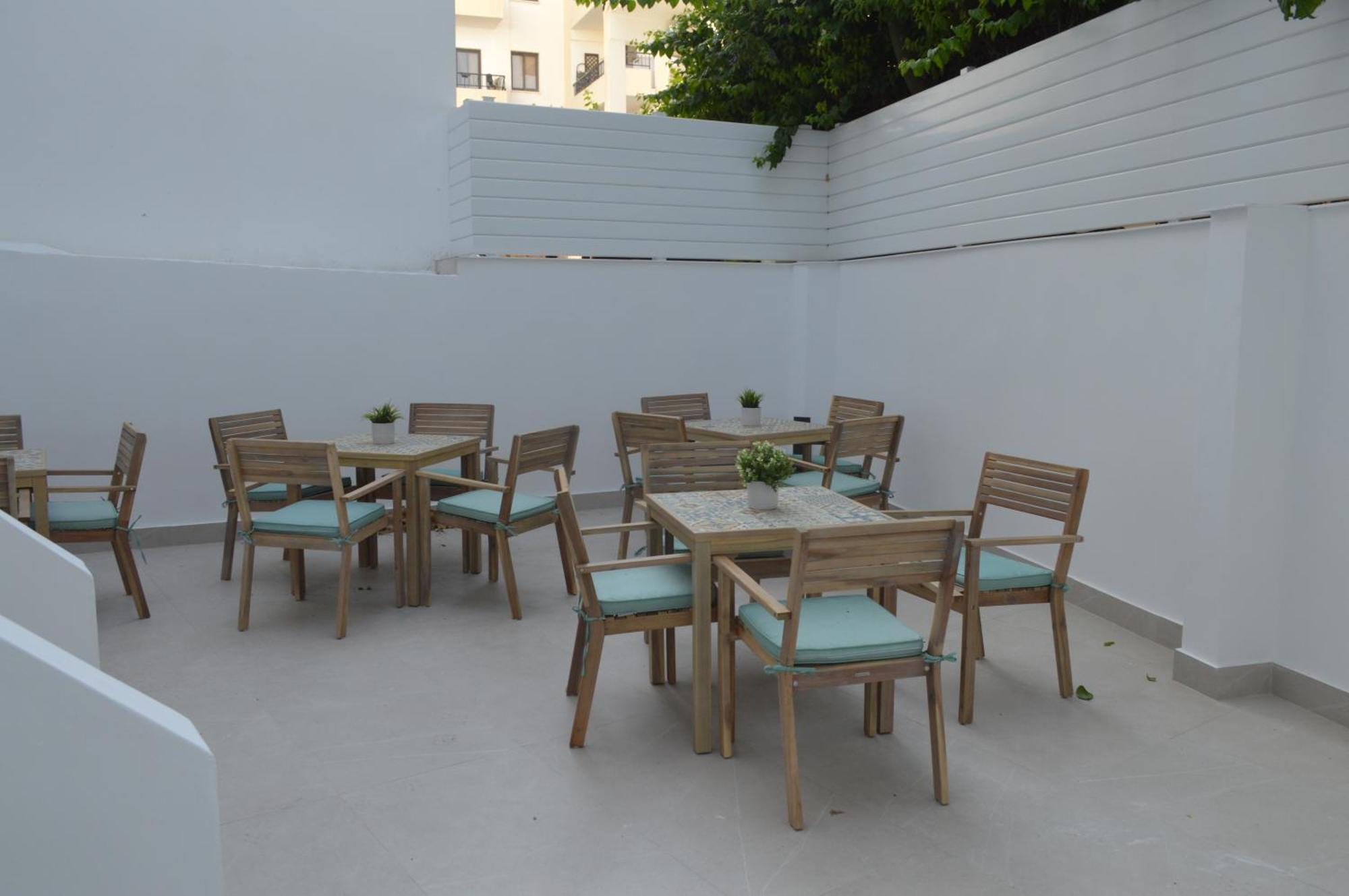 Leondiana Boutique Hotel ลาร์นาคา ภายนอก รูปภาพ